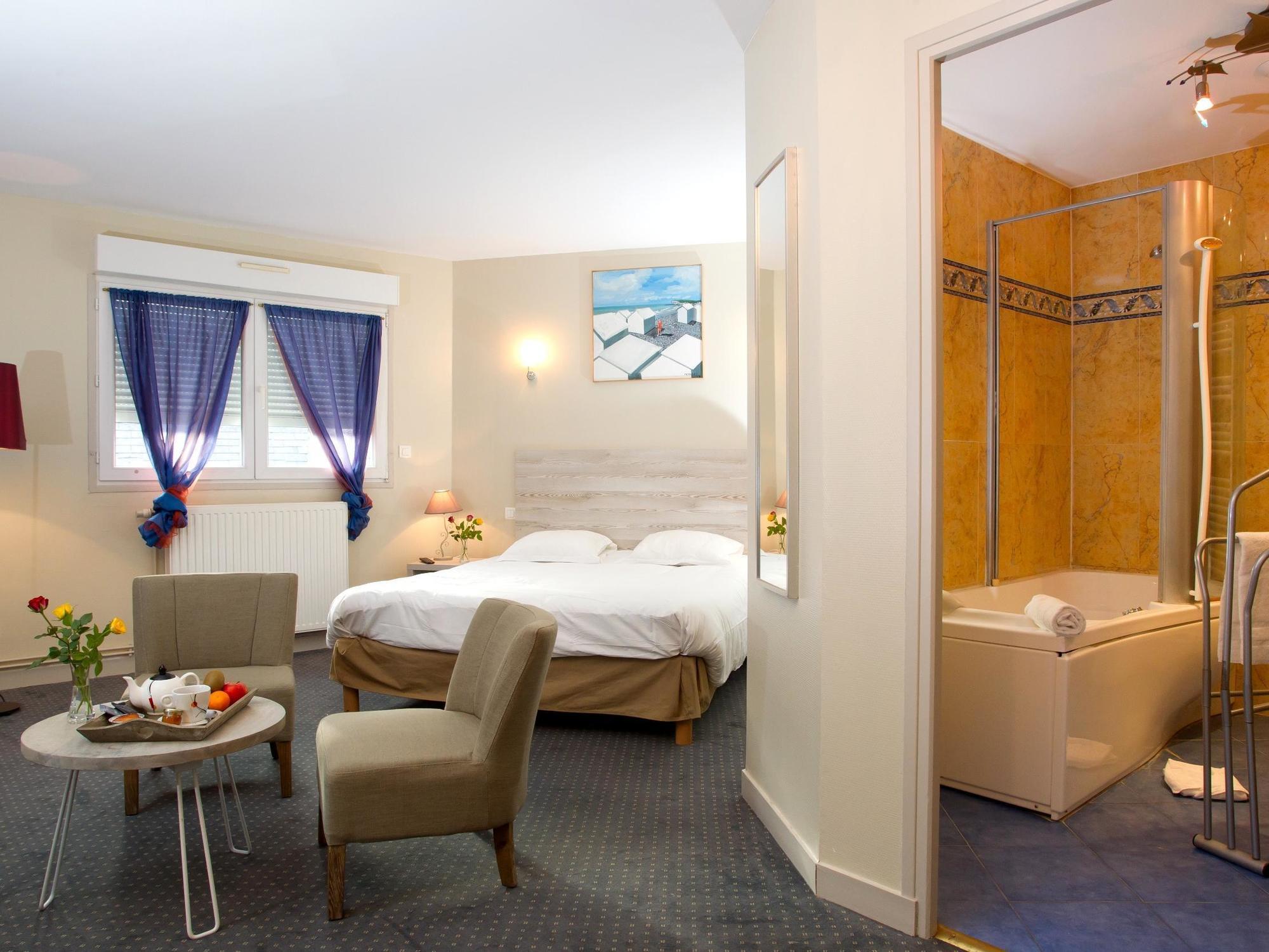 Hotel Du Port Et Des Bains